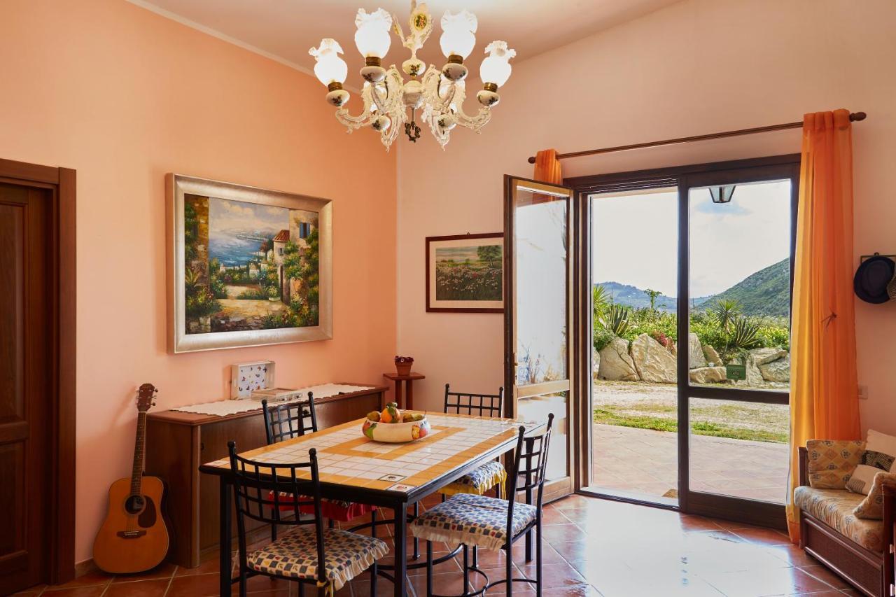 Helimos Bed&Breakfast Segesta Temple-Castellammare Calatafimi Buitenkant foto